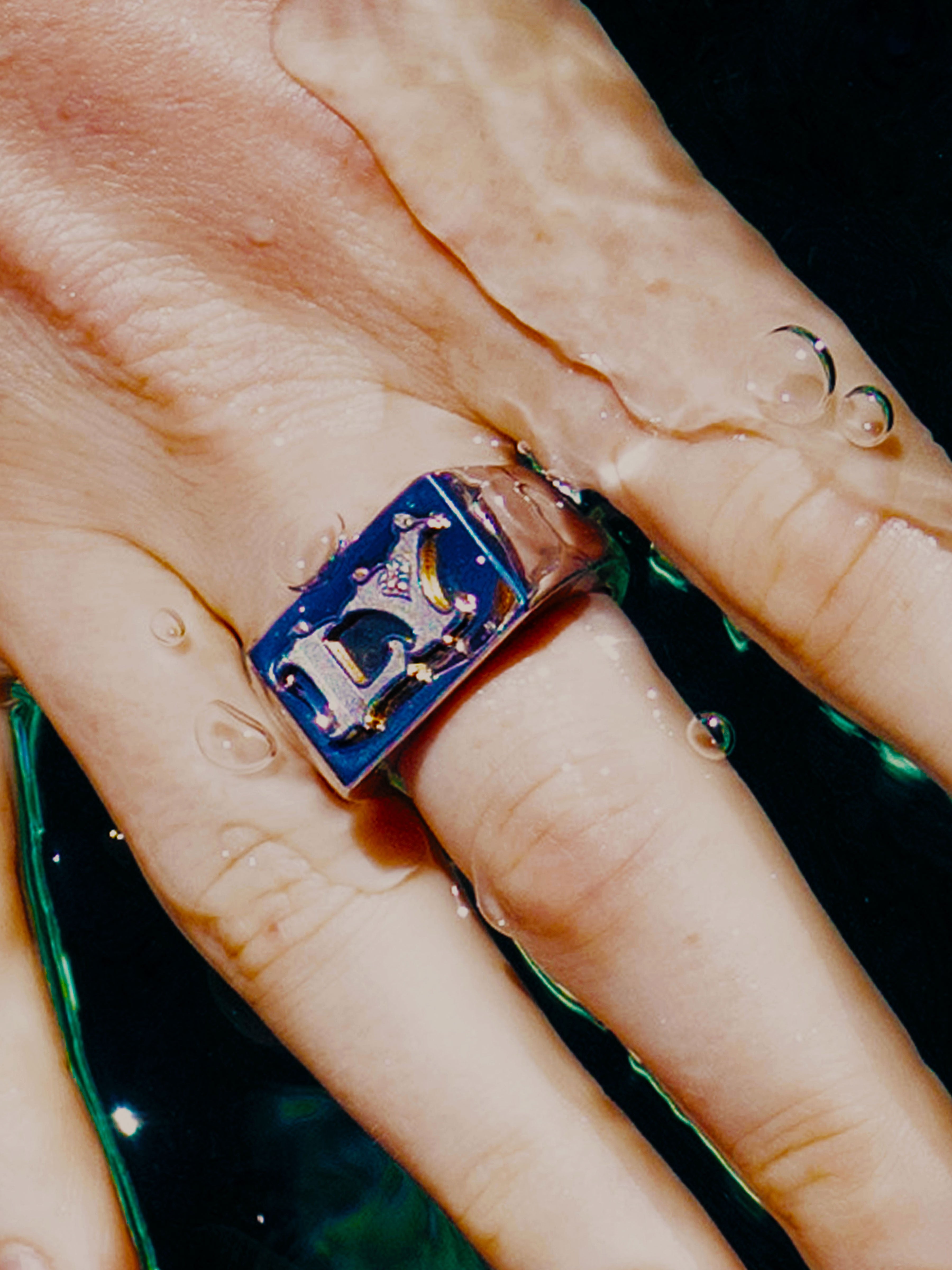 LY chunky rings silver lifestyle